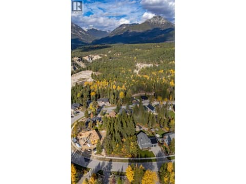 Photo 3 of 1520 Quartz Crescent, Golden