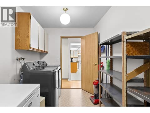 Photo 4 of 1045 Sutherland Avenue Unit# 214, Kelowna South