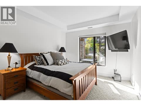 Spacious bedroom with walk-in closet at 580 Sarsons Road Unit# 115, Lower Mission, Kelowna
