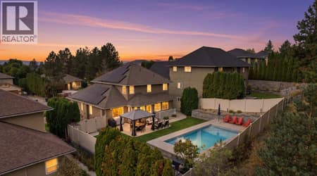 Photo 2 of 2097 Lillooet Crescent, Dilworth Mountain, Kelowna