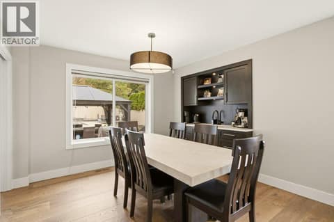 Photo 5 of 2097 Lillooet Crescent, Dilworth Mountain, Kelowna