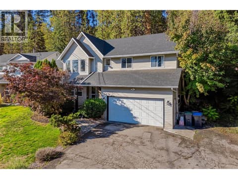 Updated 5 Bed + Den/ 3 Bath home on a .42 acre lot in the family-friendly Glenrosa neighbourhood! at 3220 McIver Road, Glenrosa, West Kelowna