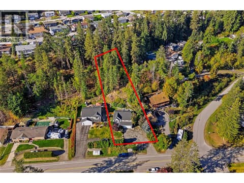 Updated 5 Bed + Den/ 3 Bath home on a .42 acre lot in the family-friendly Glenrosa neighbourhood! at 3220 McIver Road, Glenrosa, West Kelowna