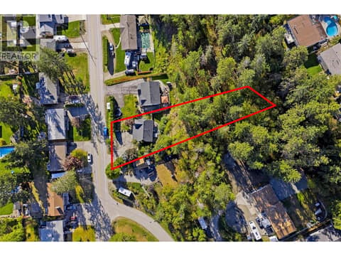 Updated 5 Bed + Den/ 3 Bath home on a .42 acre lot in the family-friendly Glenrosa neighbourhood! at 3220 McIver Road, Glenrosa, West Kelowna