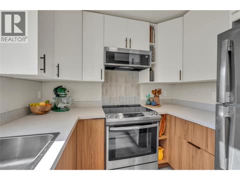 Photo 4 of 8710 Prairie Valley Road Unit# 3, Main Town, Summerland