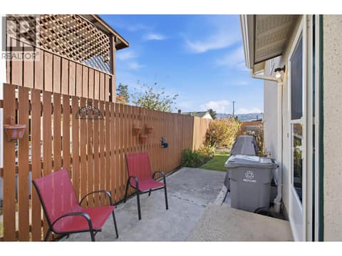 Photo 2 of 152 Elm Avenue, North Kamloops