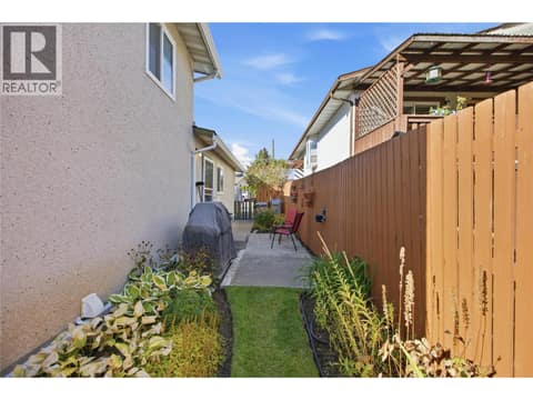 Photo 29 of 152 Elm Avenue, North Kamloops
