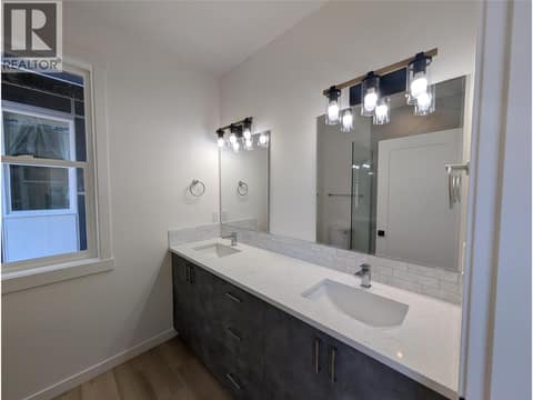 Photo 16 of 3602 Pleasant Valley Road Unit# 4, East Hill, Vernon