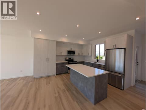 Photo 4 of 3602 Pleasant Valley Road Unit# 4, East Hill, Vernon