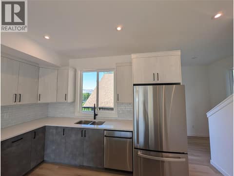 Photo 6 of 3602 Pleasant Valley Road Unit# 4, East Hill, Vernon