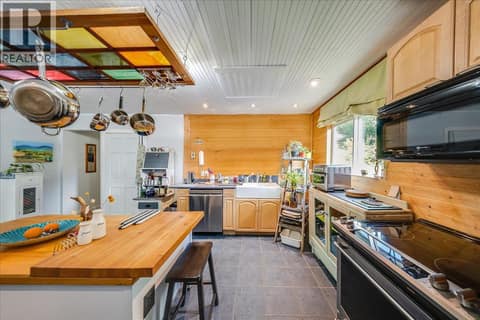 Photo 23 of 2510 Cooke Avenue, Rossland