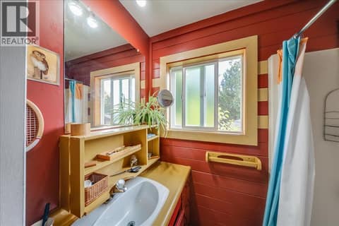Photo 32 of 2510 Cooke Avenue, Rossland