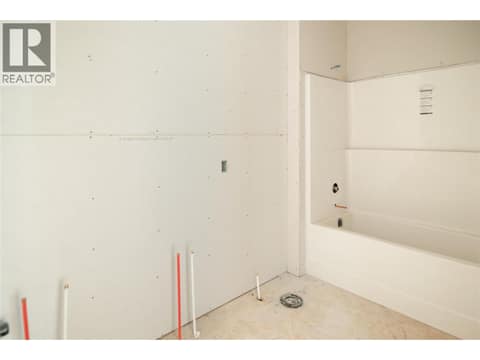 Photo 13 of 4609 Fordham Road, Lower Mission, Kelowna