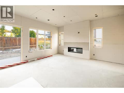 Photo 4 of 4609 Fordham Road, Lower Mission, Kelowna