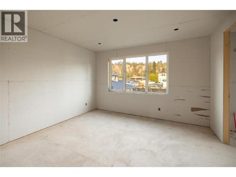 Photo 8 of 4609 Fordham Road, Lower Mission, Kelowna
