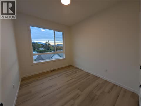 Photo 10 of 3602 Pleasant Valley Road Unit# 3, East Hill, Vernon