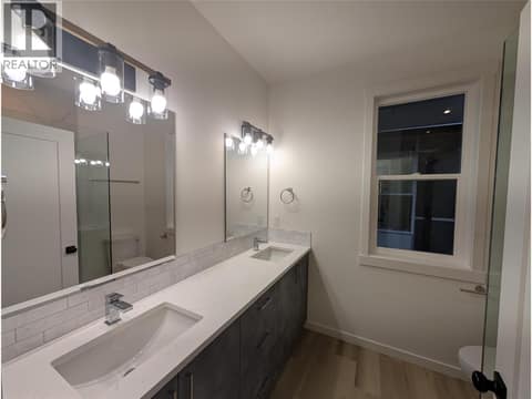 Photo 12 of 3602 Pleasant Valley Road Unit# 3, East Hill, Vernon