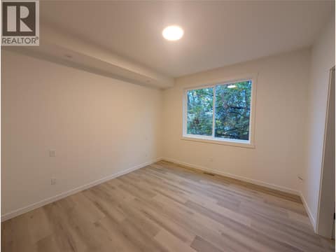 Photo 12 of 3602 Pleasant Valley Road Unit# 2, East Hill, Vernon