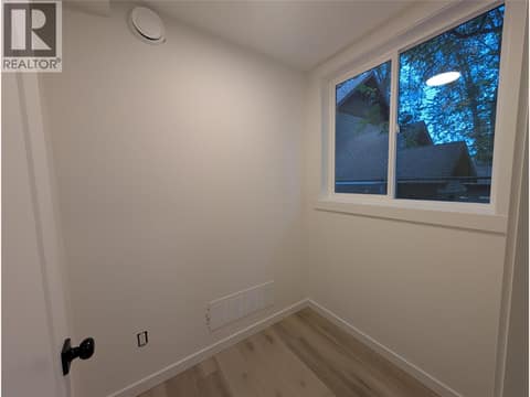 Photo 3 of 3602 Pleasant Valley Road Unit# 2, East Hill, Vernon