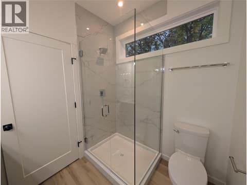 Photo 8 of 3602 Pleasant Valley Road Unit# 2, East Hill, Vernon