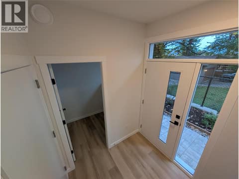 Photo 11 of 3602 Pleasant Valley Road Unit# 1, East Hill, Vernon