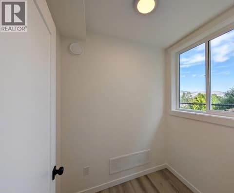 Photo 3 of 3602 Pleasant Valley Road Unit# 5, East Hill, Vernon