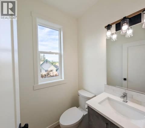 Photo 9 of 3602 Pleasant Valley Road Unit# 5, East Hill, Vernon