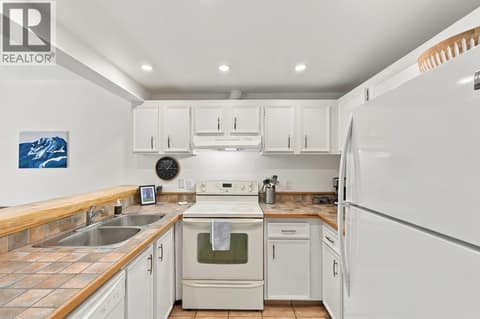 Unit 805 at 225 CLEARVIEW Road Unit# 805, Penticton Apex