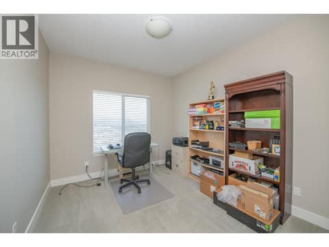 Third bedroom on the main floor at 964 Mt Ida Drive, Middleton Mountain Vernon