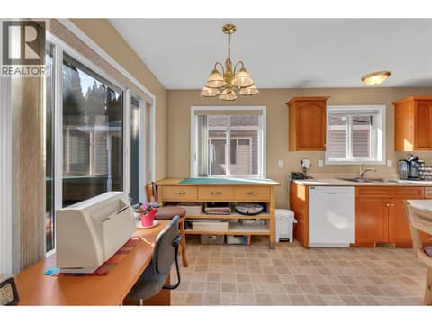 Photo 11 of 546 Redwing Drive, Main North, Penticton