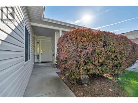 Photo 34 of 546 Redwing Drive, Main North, Penticton