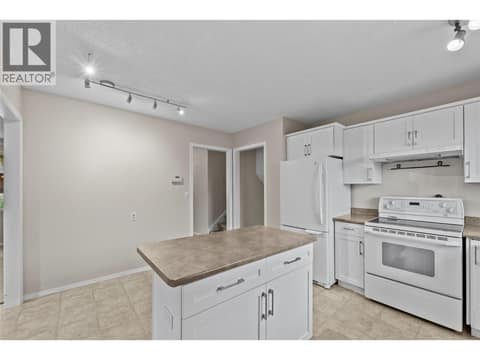 Photo 4 of 2161 Perryville Place, Westsyde, Kamloops