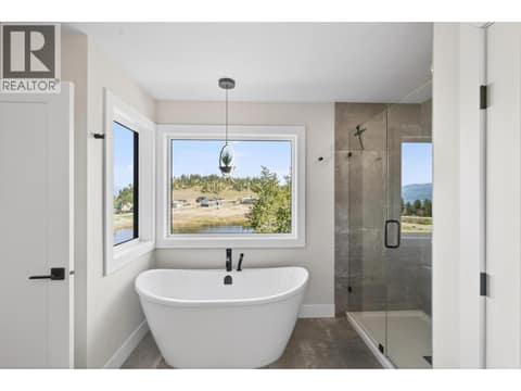 Primary Ensuite at 1936 Northern Flicker Court, McKinley Landing, Kelowna