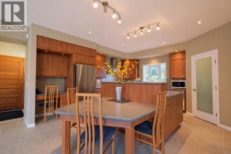 Photo 6 of 133 DEVON Drive, Eastside/Lkshr Hi/Skaha Est, Penticton