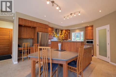 Photo 6 of 133 DEVON Drive, Eastside/Lkshr Hi/Skaha Est, Penticton