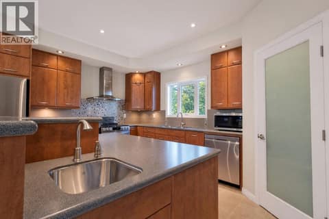 Photo 7 of 133 DEVON Drive, Eastside/Lkshr Hi/Skaha Est, Penticton