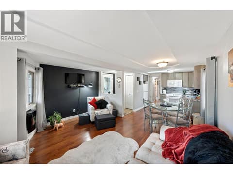 Photo 10 of 11619 Walters Road Unit# 4, Main Town, Summerland