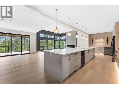 Photo 7 of 10313 Long Road, Lake Country South West