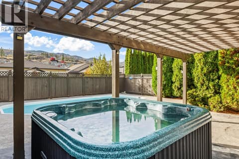 Photo 4 of 541 Quartz Crescent, Upper Mission, Kelowna
