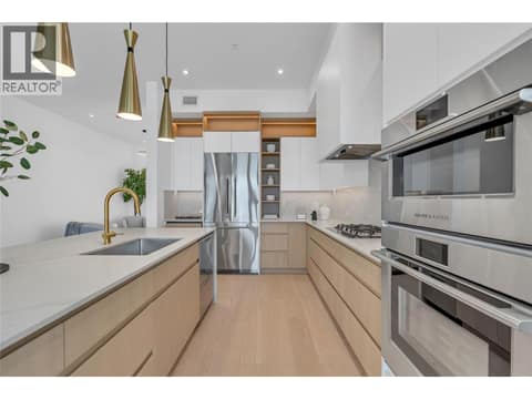 Photo 10 of 602 Lakeshore Drive Unit# 202, Main North, Penticton
