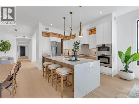 Photo 11 of 602 Lakeshore Drive Unit# 202, Main North, Penticton