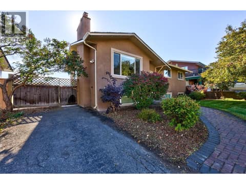 Photo 3 of 1145 Linthorpe Road, Batchelor Heights, Kamloops