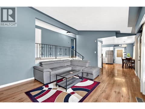 Photo 10 of 1094 SCHREINER Street, Brocklehurst, Kamloops