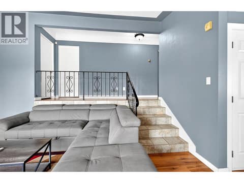 Photo 12 of 1094 SCHREINER Street, Brocklehurst, Kamloops