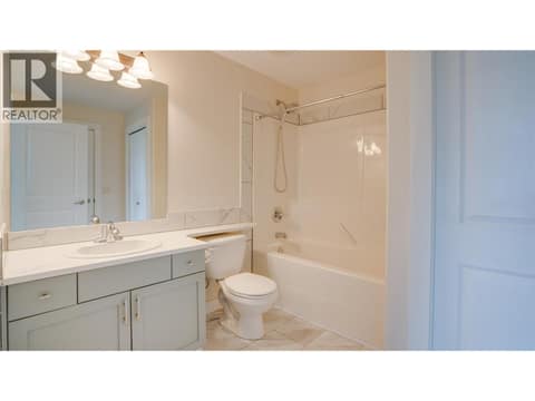 Photo 12 of 2551 Shoreline Drive Unit# 412, Lake Country North West