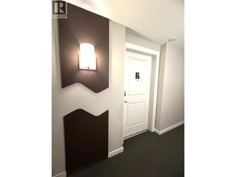 Photo 3 of 1550 Dickson Avenue Unit# 218, Springfield/Spall, Kelowna