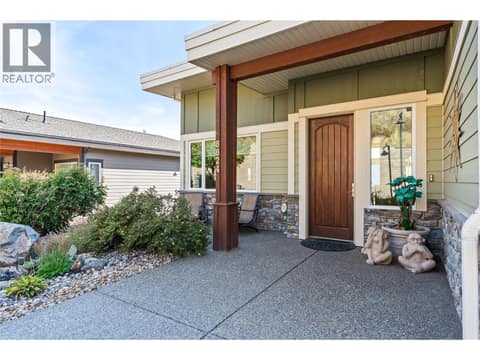 Photo 3 of 8824 Hampshire Crescent, Adventure Bay, Vernon