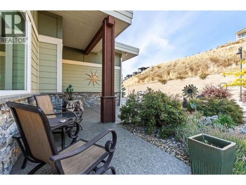 Photo 4 of 8824 Hampshire Crescent, Adventure Bay, Vernon