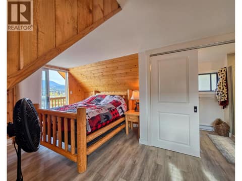 Photo 28 of 449 LAKEVIEW Place, Invermere