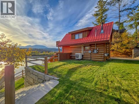 Photo 8 of 449 LAKEVIEW Place, Invermere